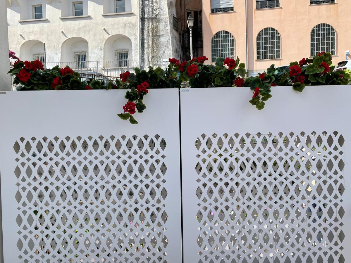 Ferienwohnung Ti Racconto Il Mare Salerno Exterior foto