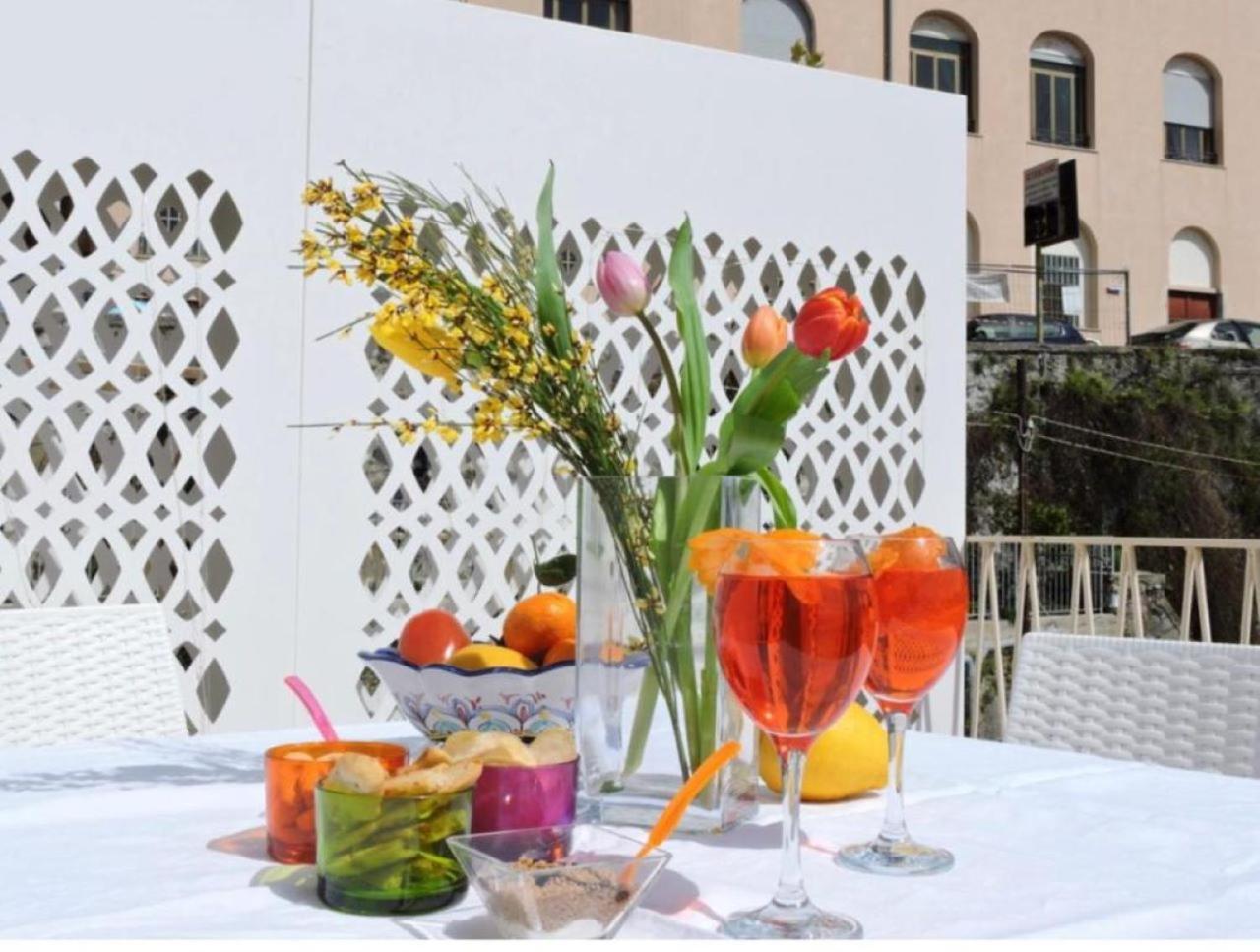 Ferienwohnung Ti Racconto Il Mare Salerno Exterior foto